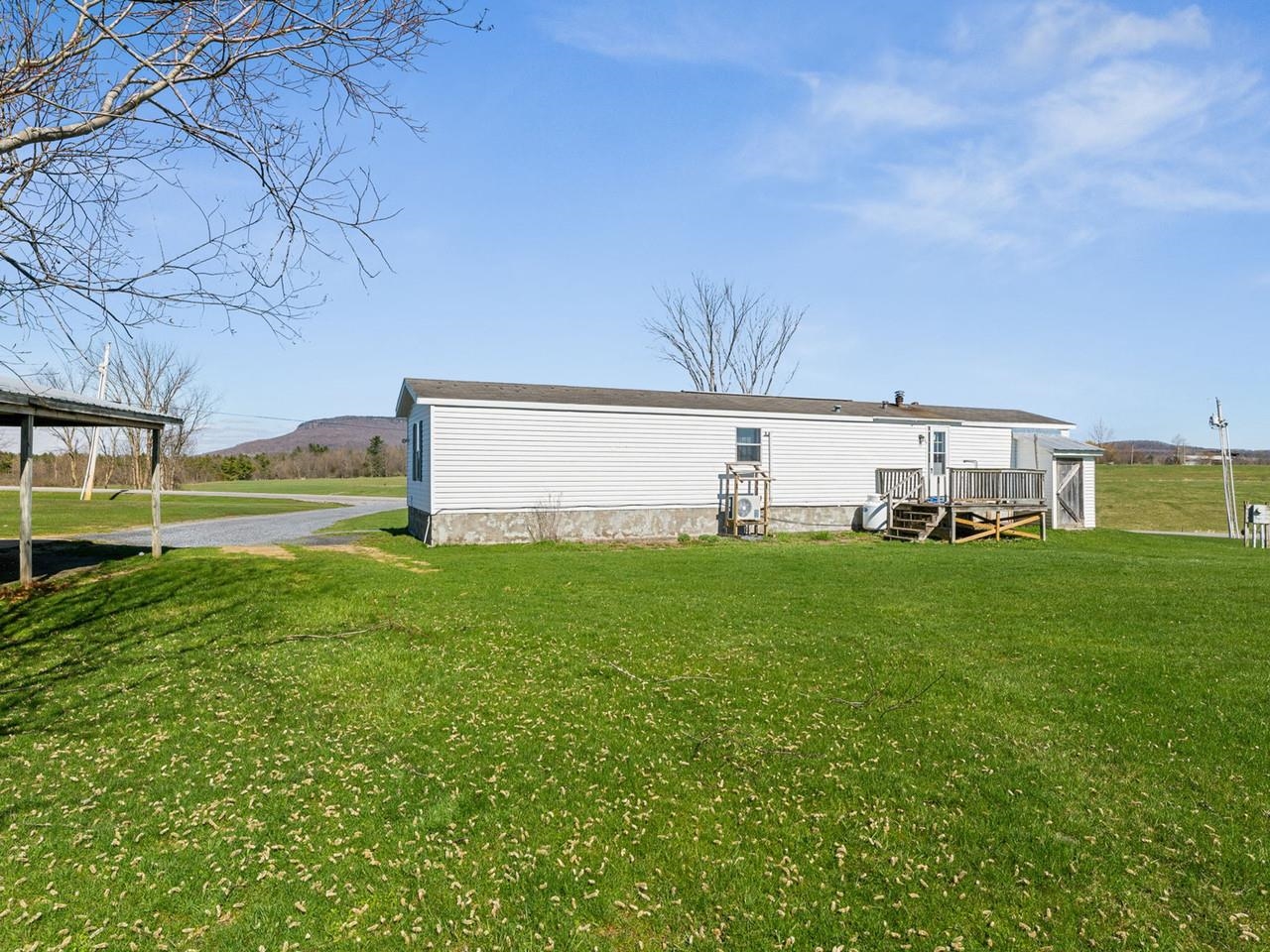 320 Town House Road