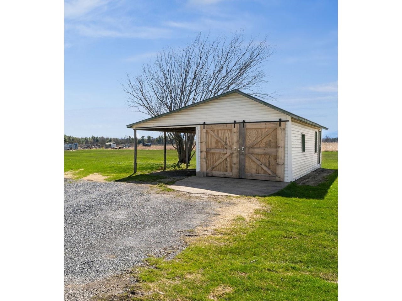 320 Town House Road