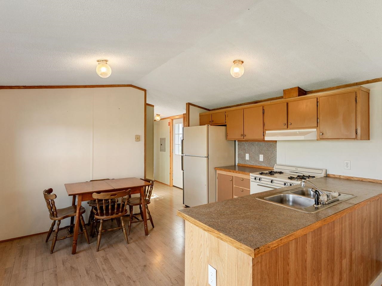 320 Town House Road