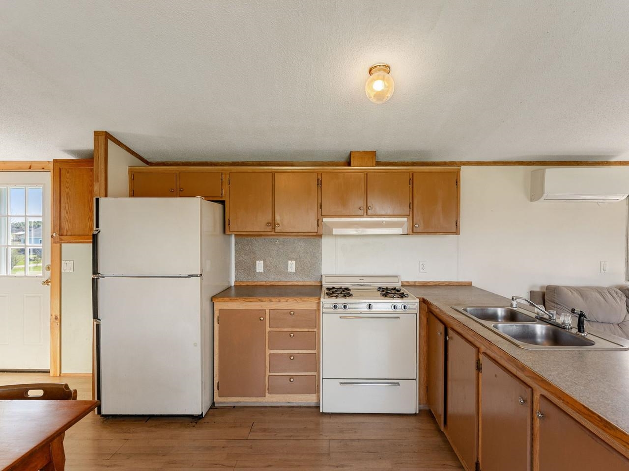 320 Town House Road