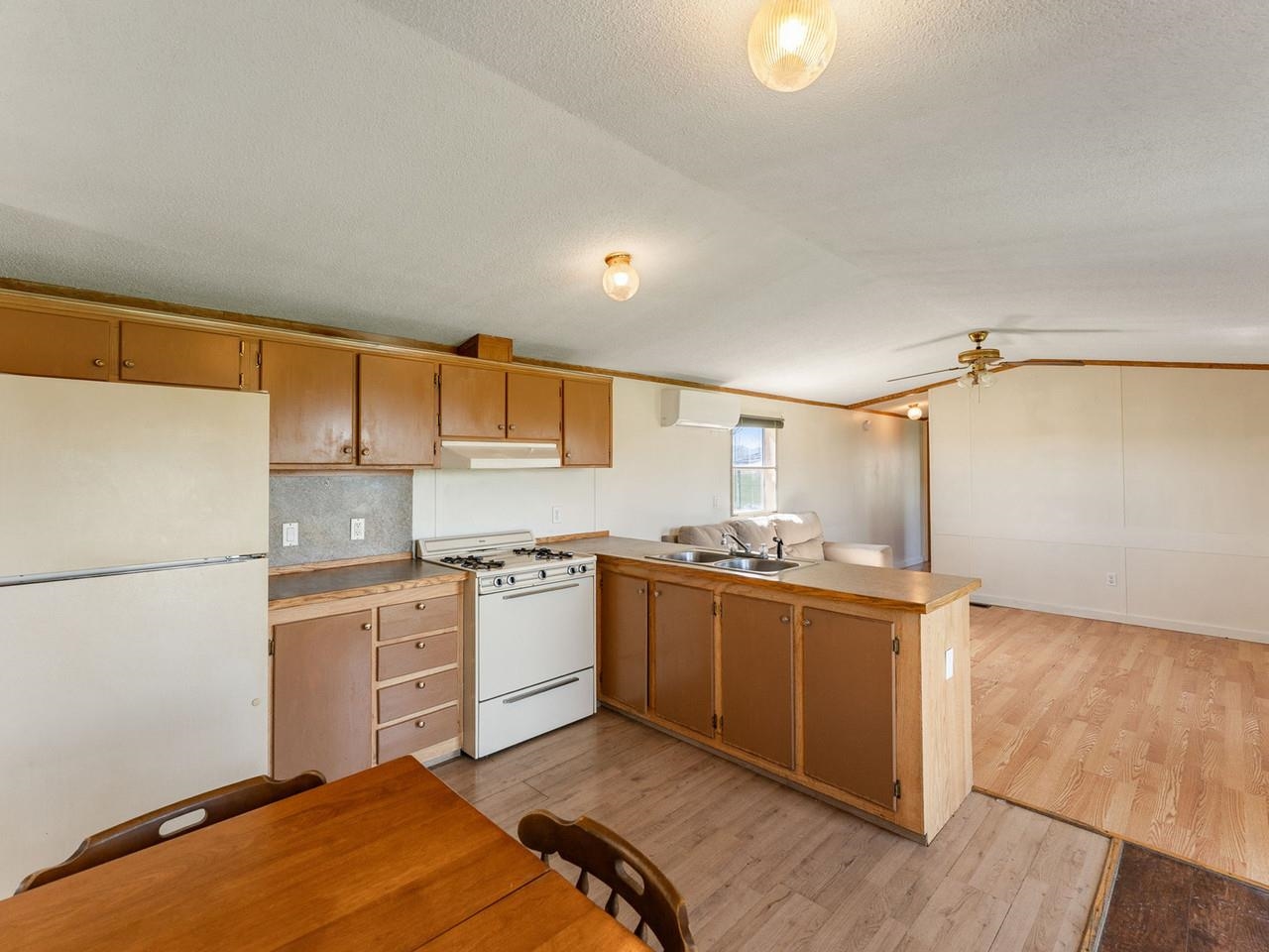 320 Town House Road
