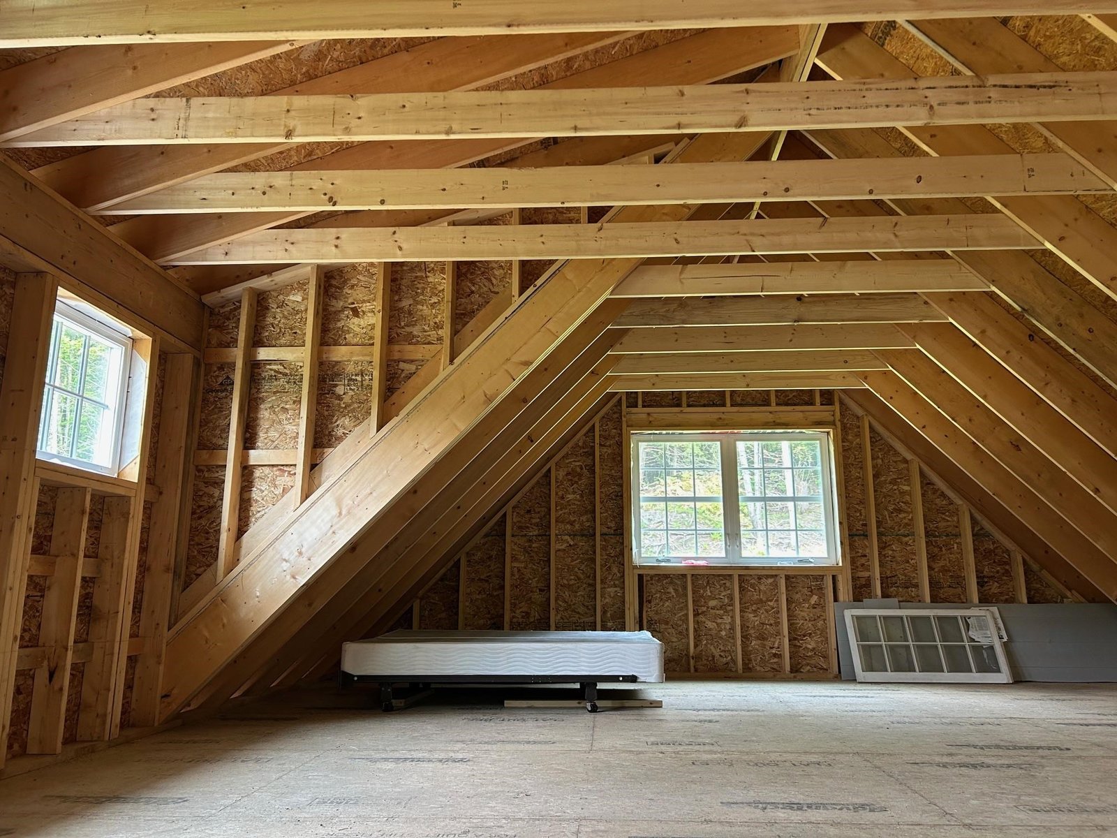 5/8 T-G roof sheathing