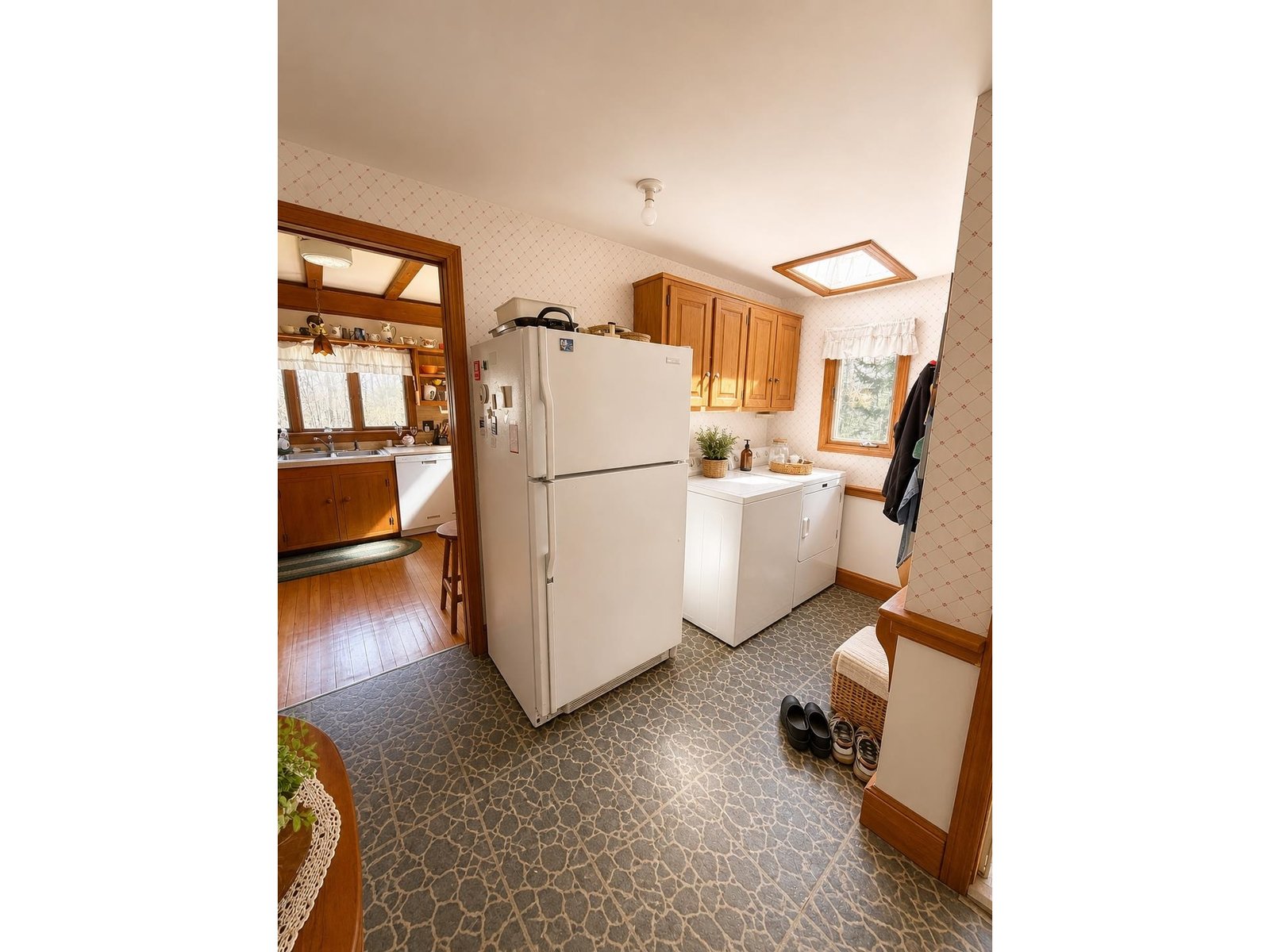 3200 Shadow Lake Road