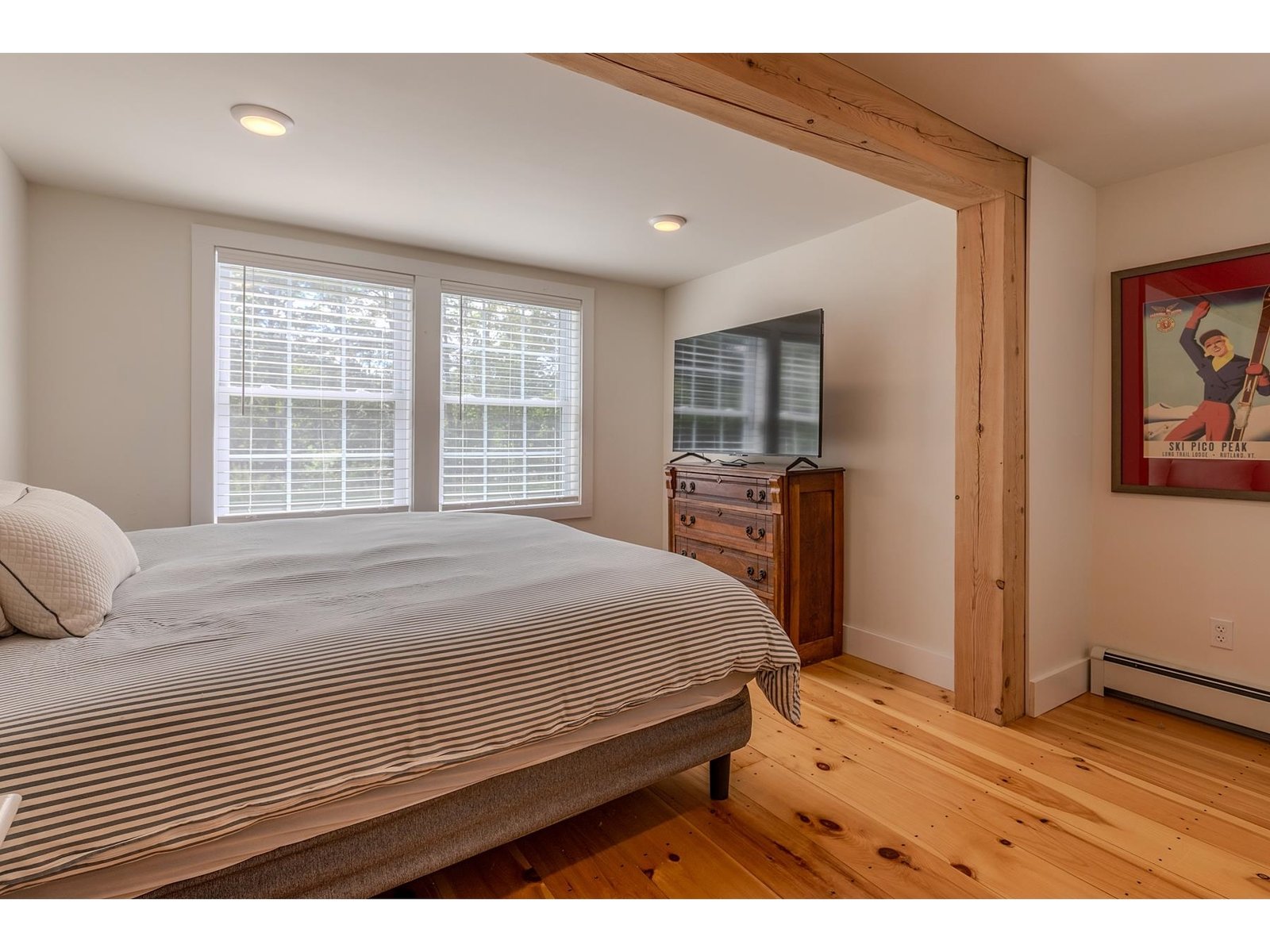 3208 Green Mountain Turnpike
