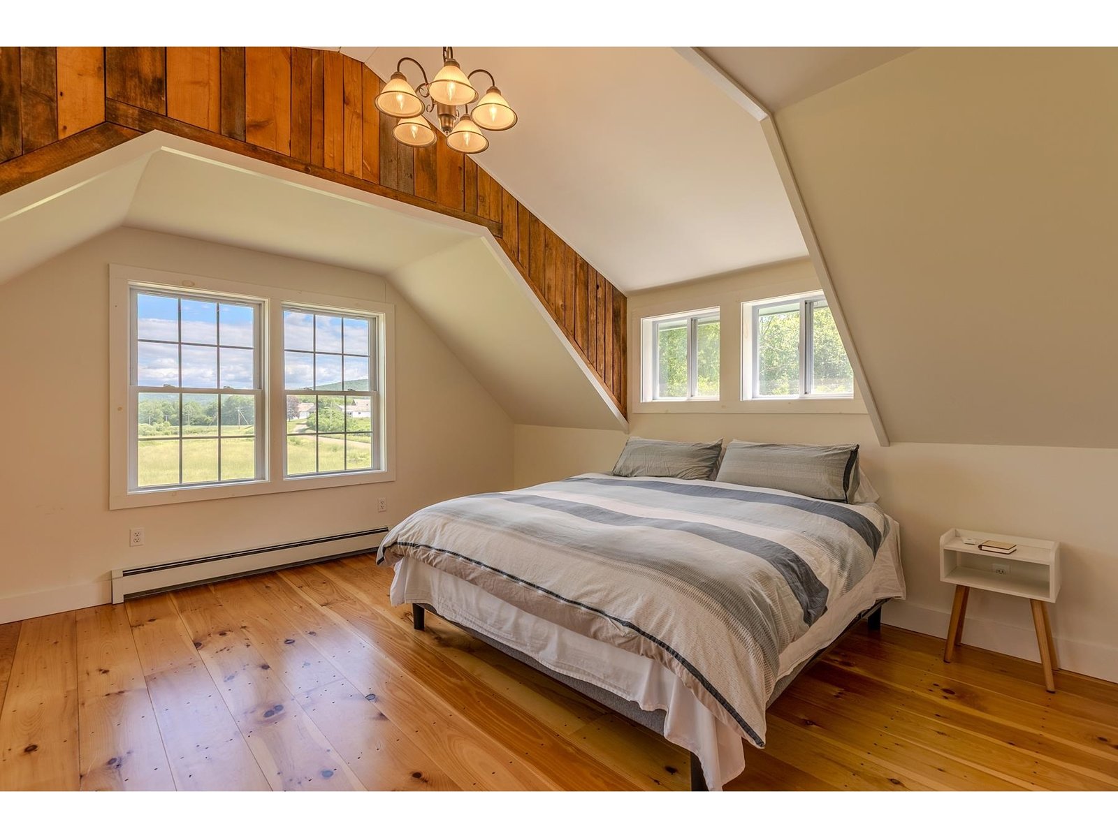 3208 Green Mountain Turnpike