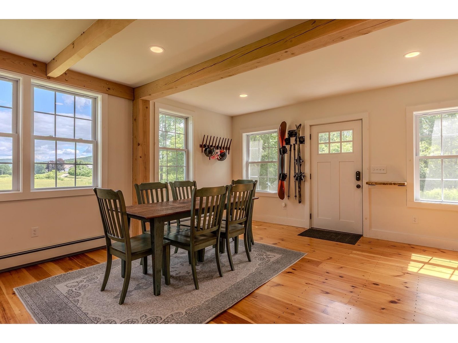3208 Green Mountain Turnpike