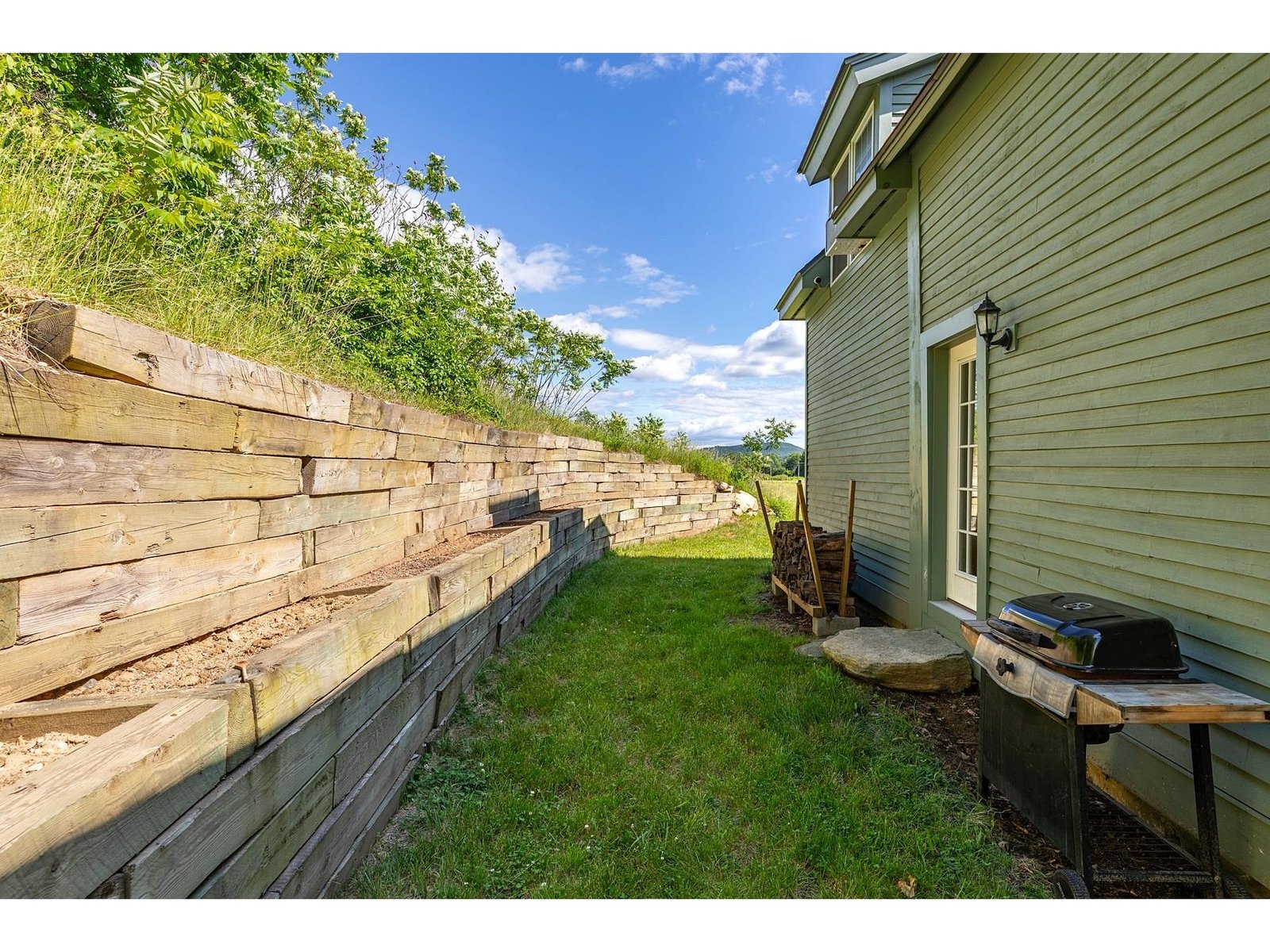 3208 Green Mountain Turnpike