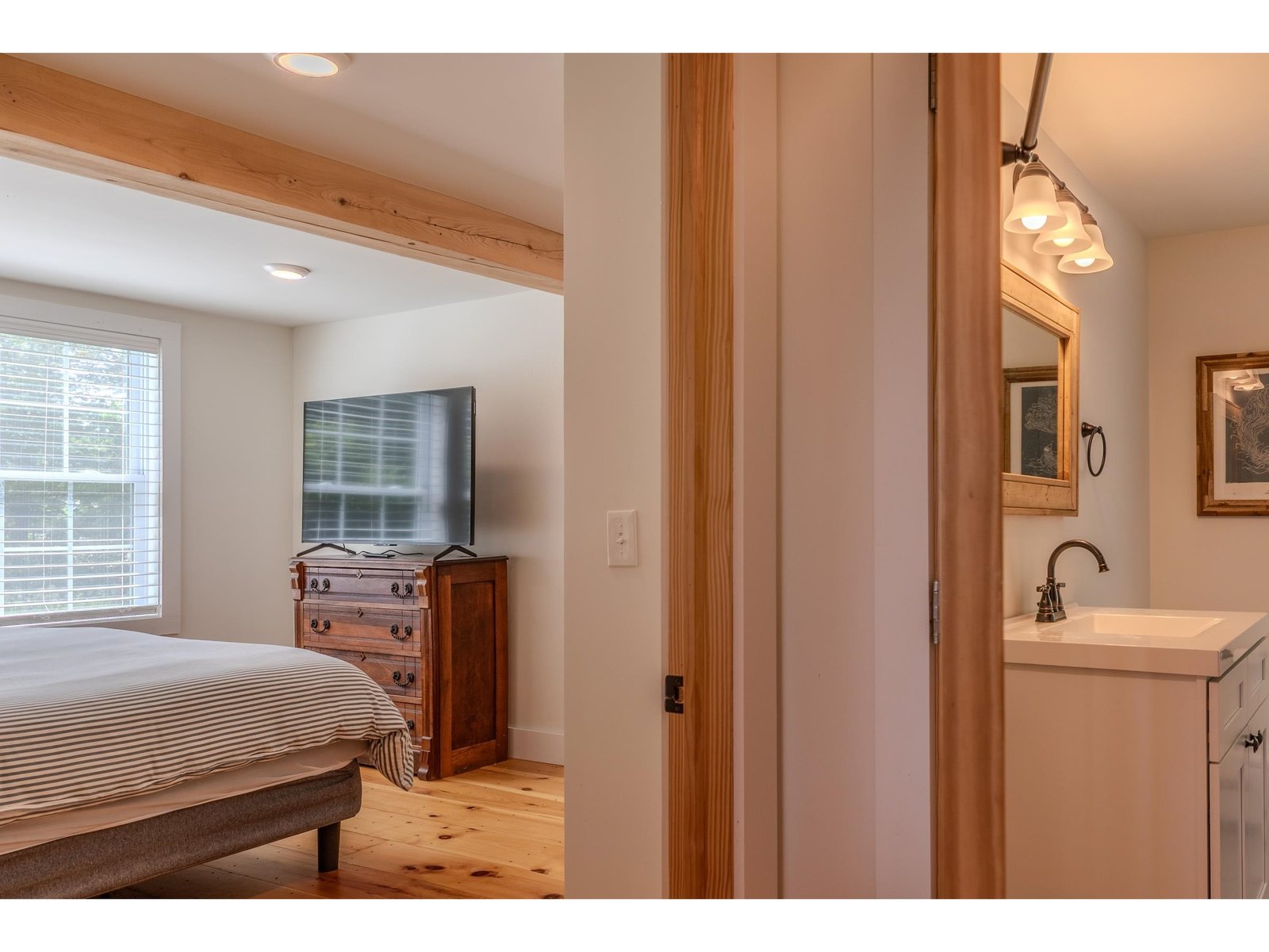 3208 Green Mountain Turnpike