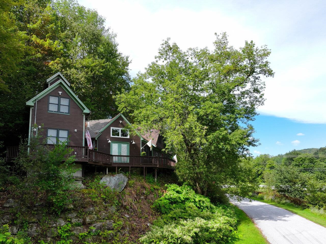 321 Comstock Bridge Road, Montgomery
