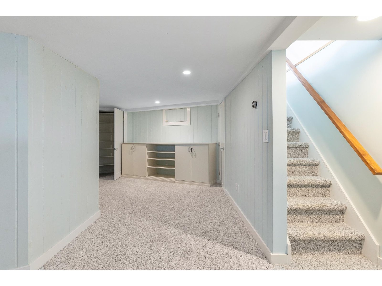 323 Buckingham Drive