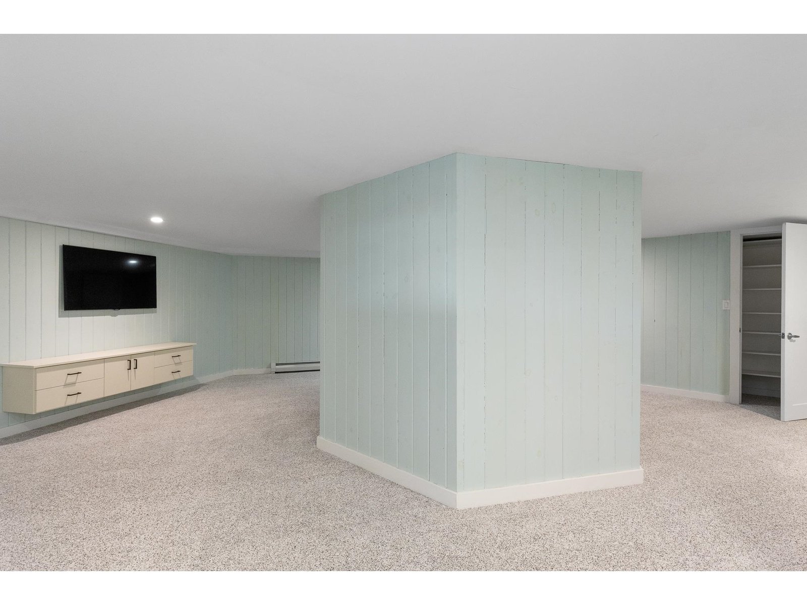 323 Buckingham Drive