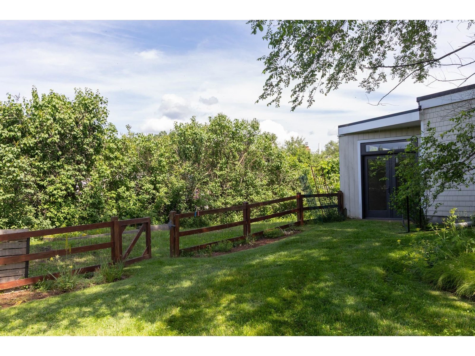 323 Buckingham Drive