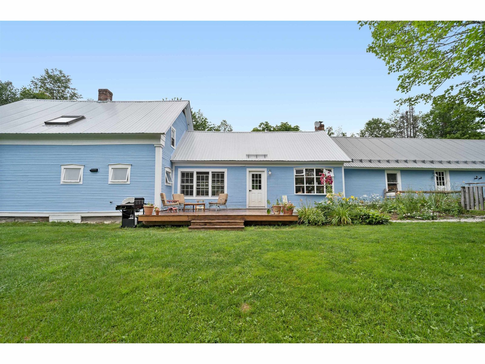 323 Calais Road
