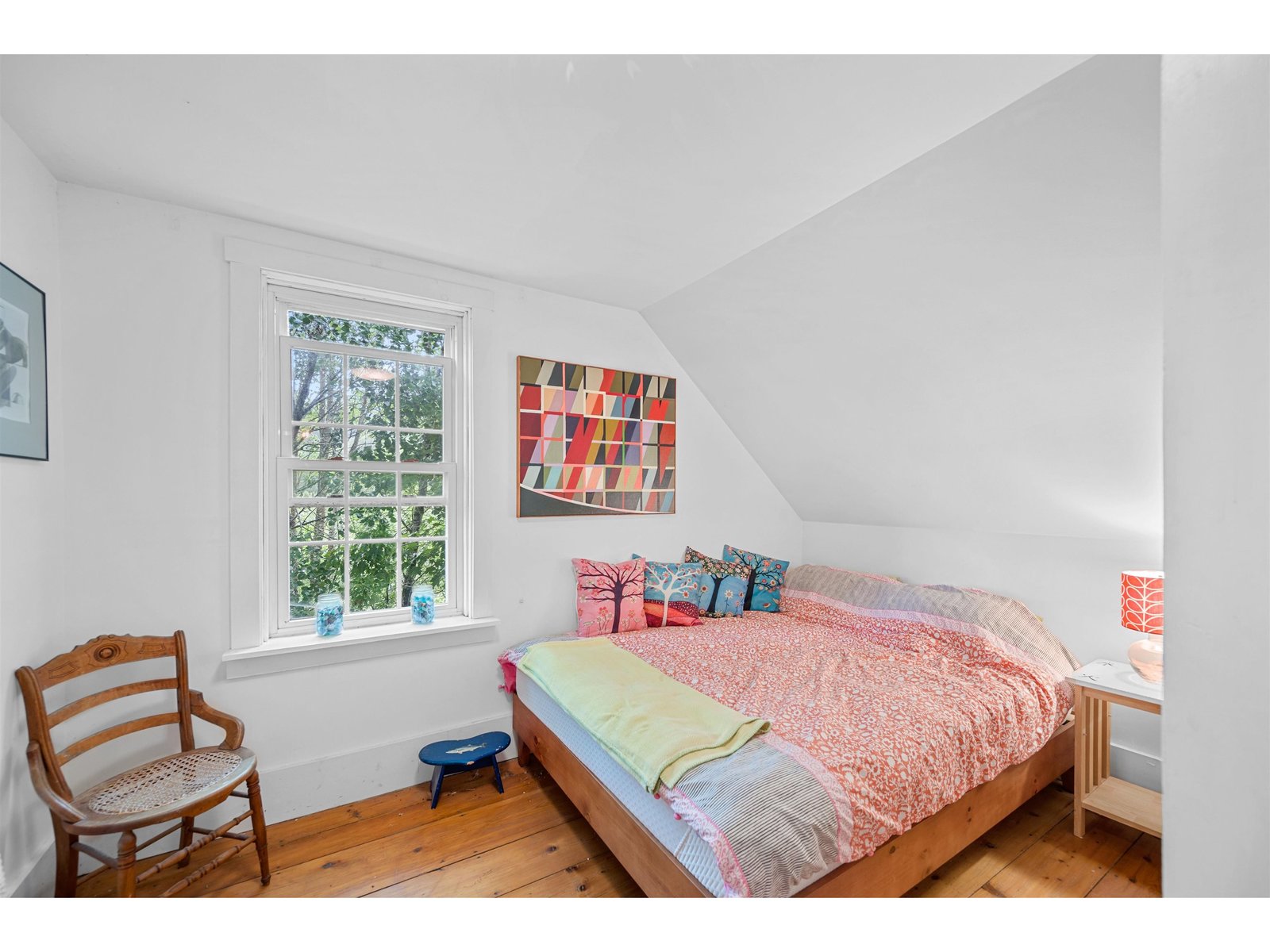 323 Calais Road