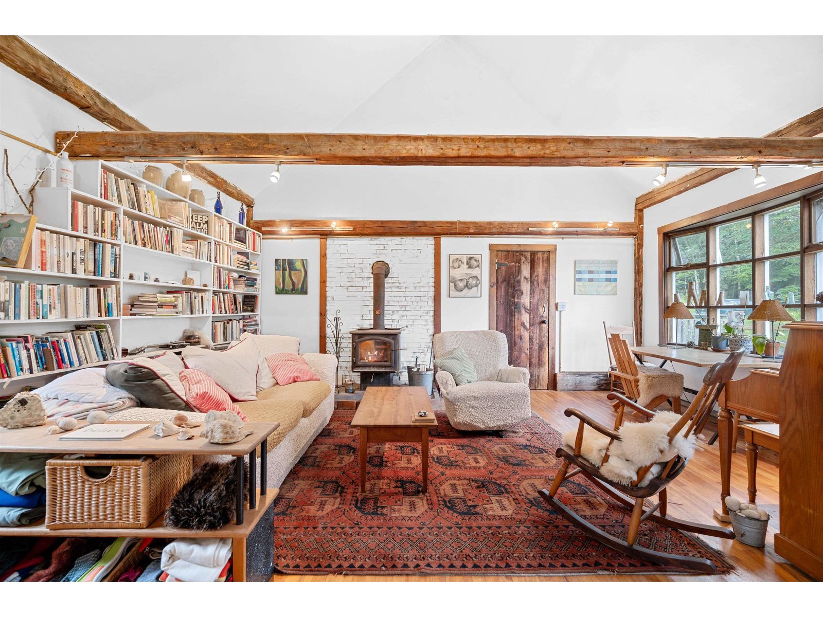 323 Calais Road