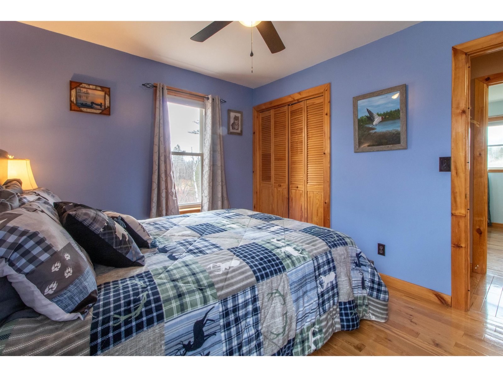 324 Lakeshore Drive