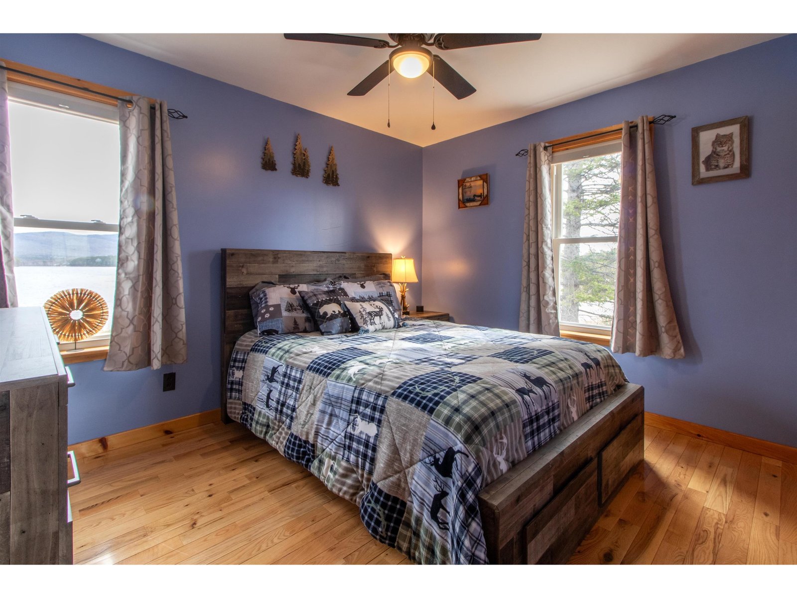 324 Lakeshore Drive