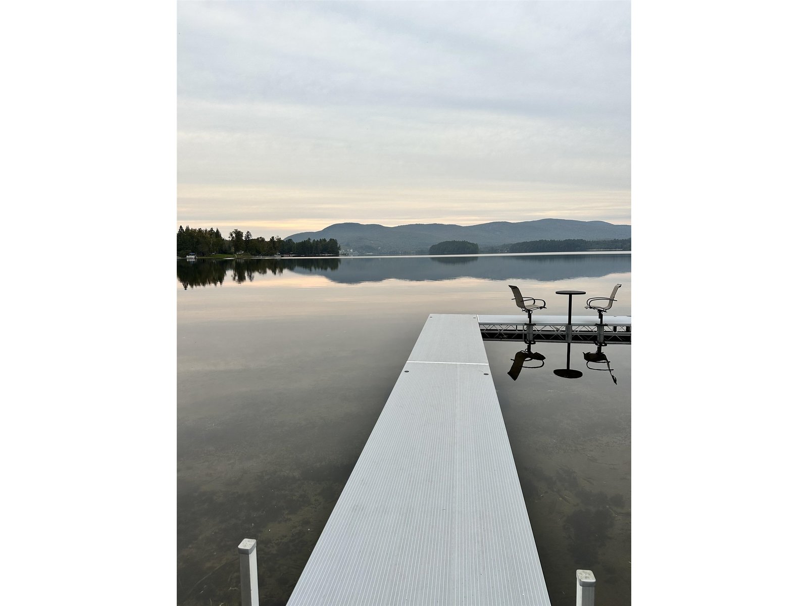 324 Lakeshore Drive