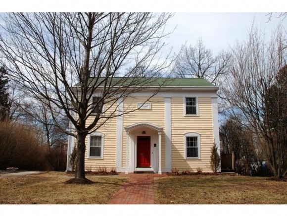 325 South Willard Street