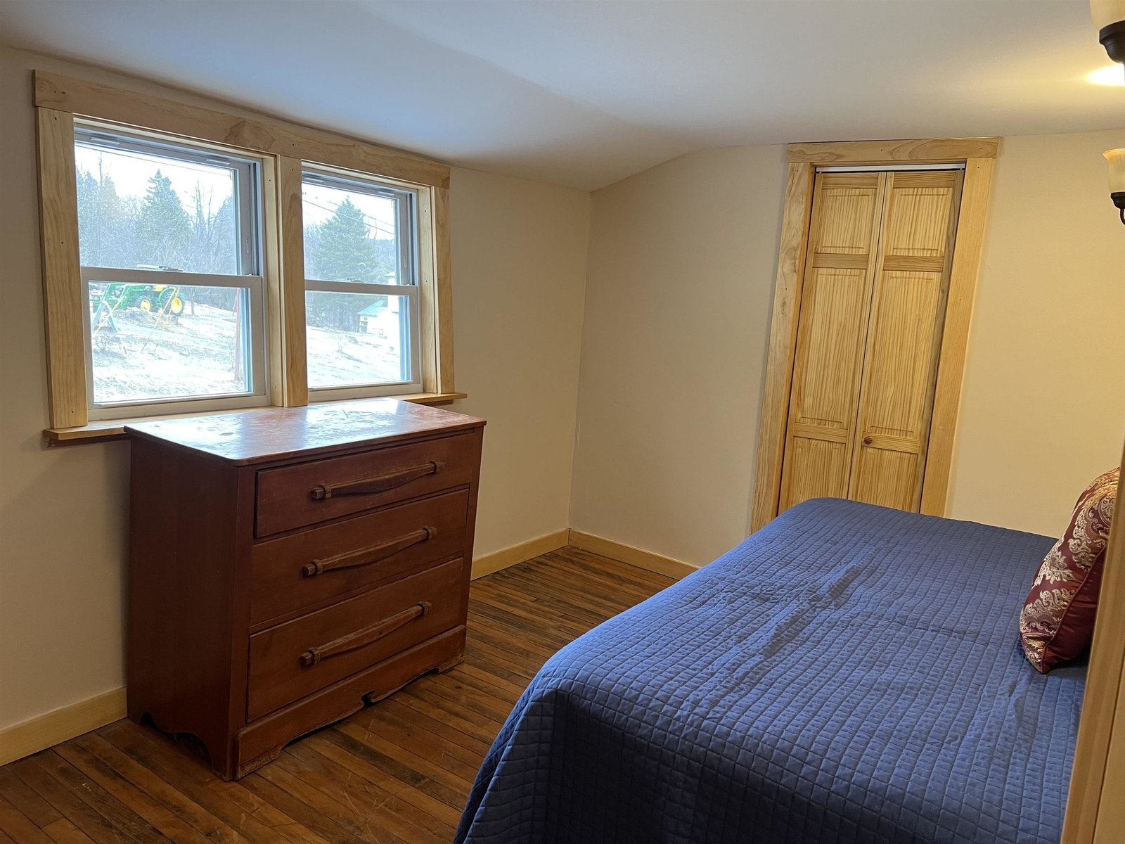 Upstairs bedroom