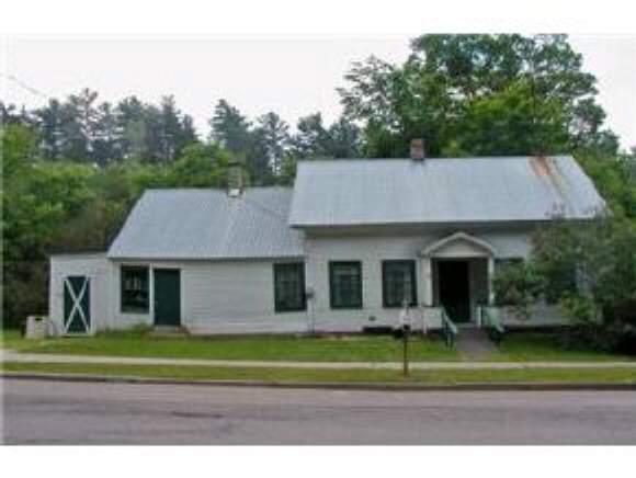 328 Upper Main Street
