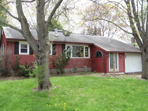 33 Baldwin Avenue