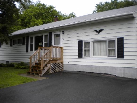 33 Barrett Street