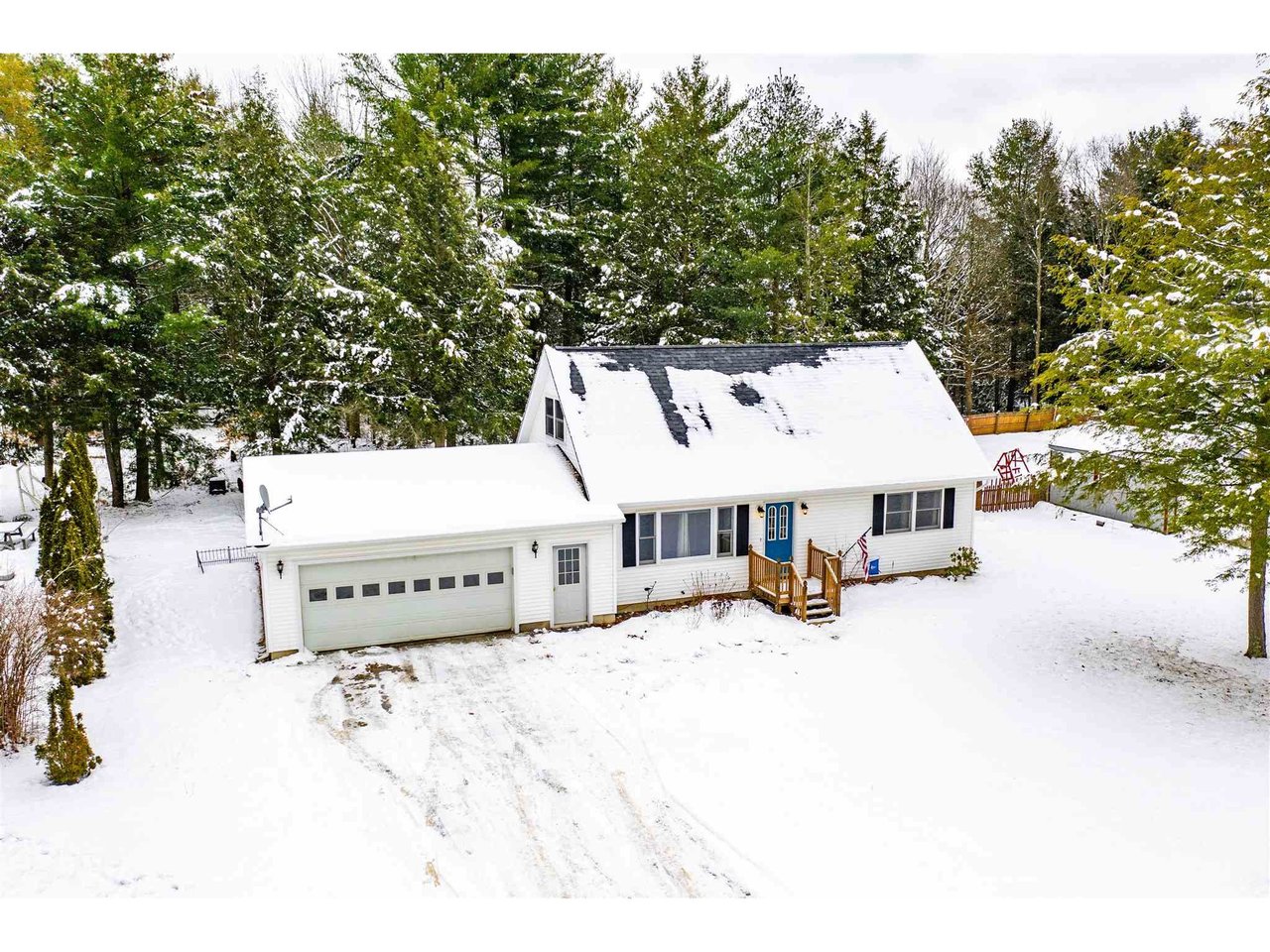 33 Chrisemily Lane