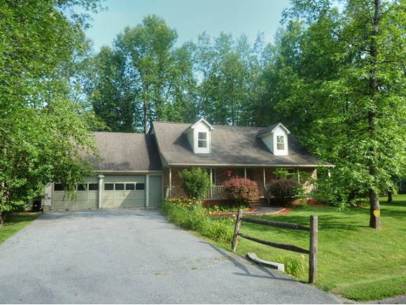 33 Clearwater Circle