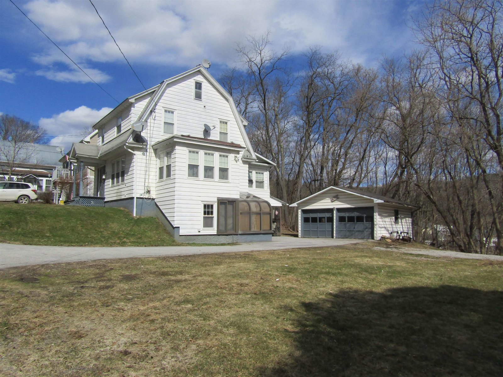 33 Elmwood Avenue