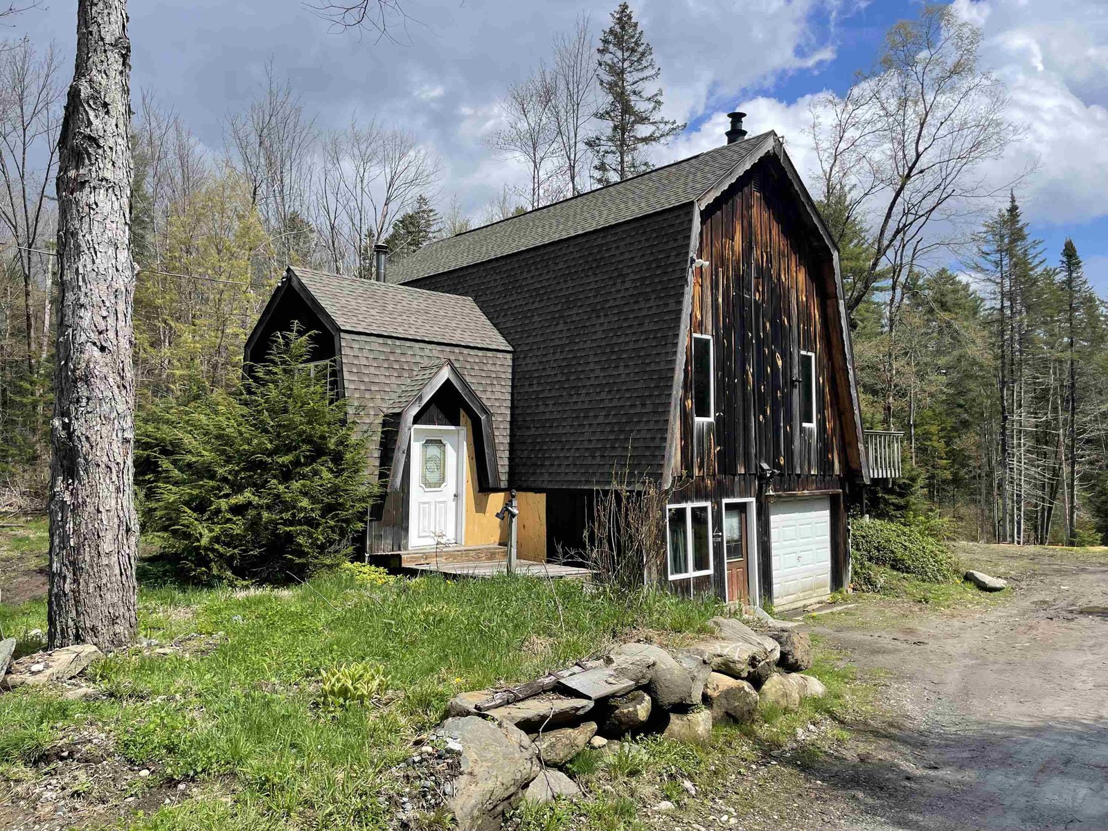 33 Forrest Lane