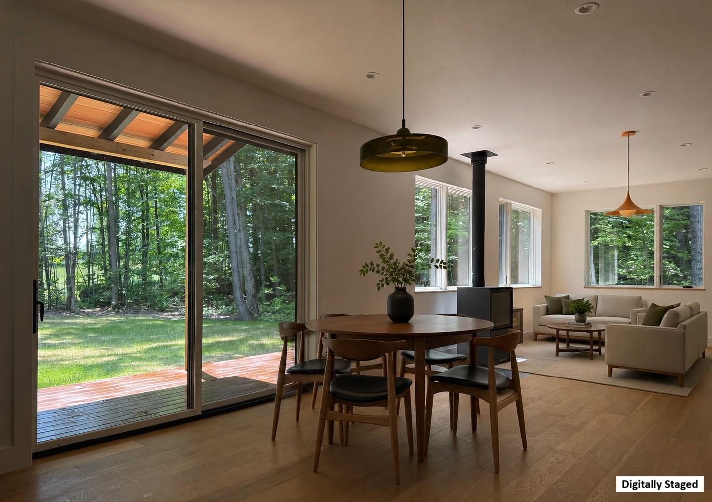 33 Hardwood Hill
