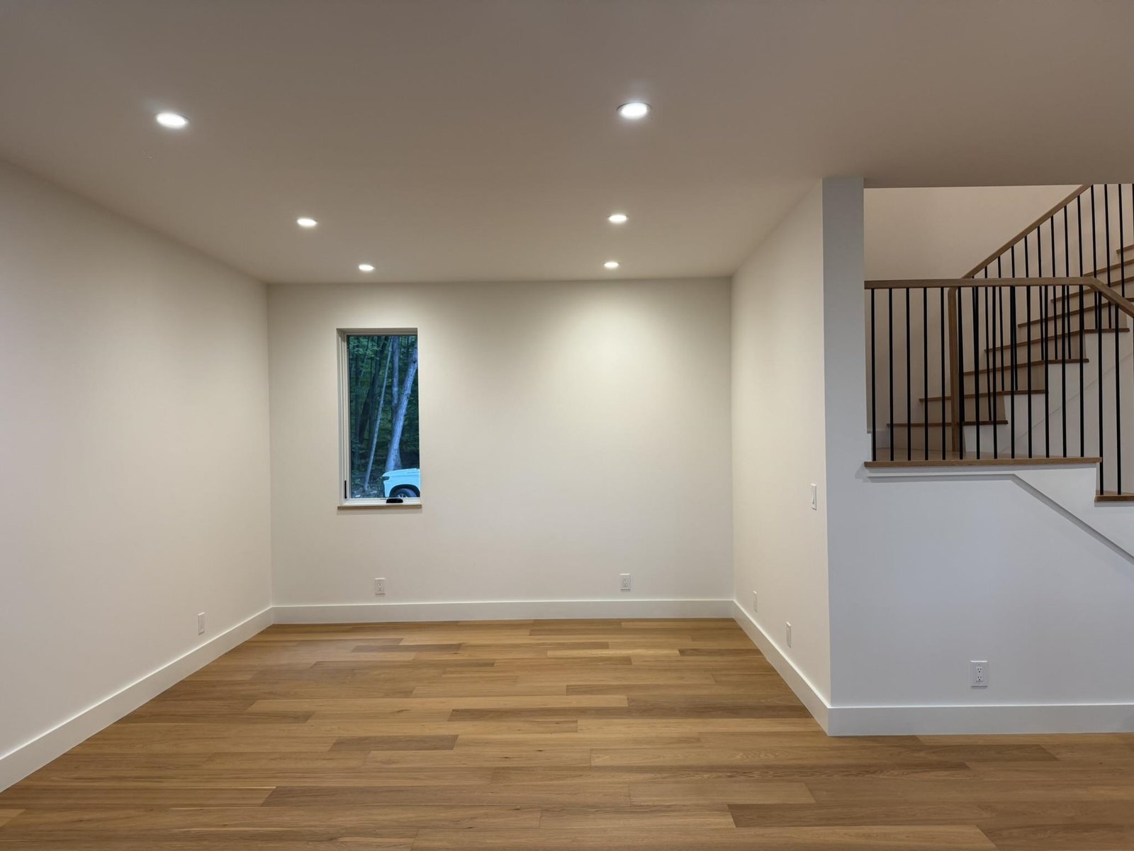 33 Hardwood Hill