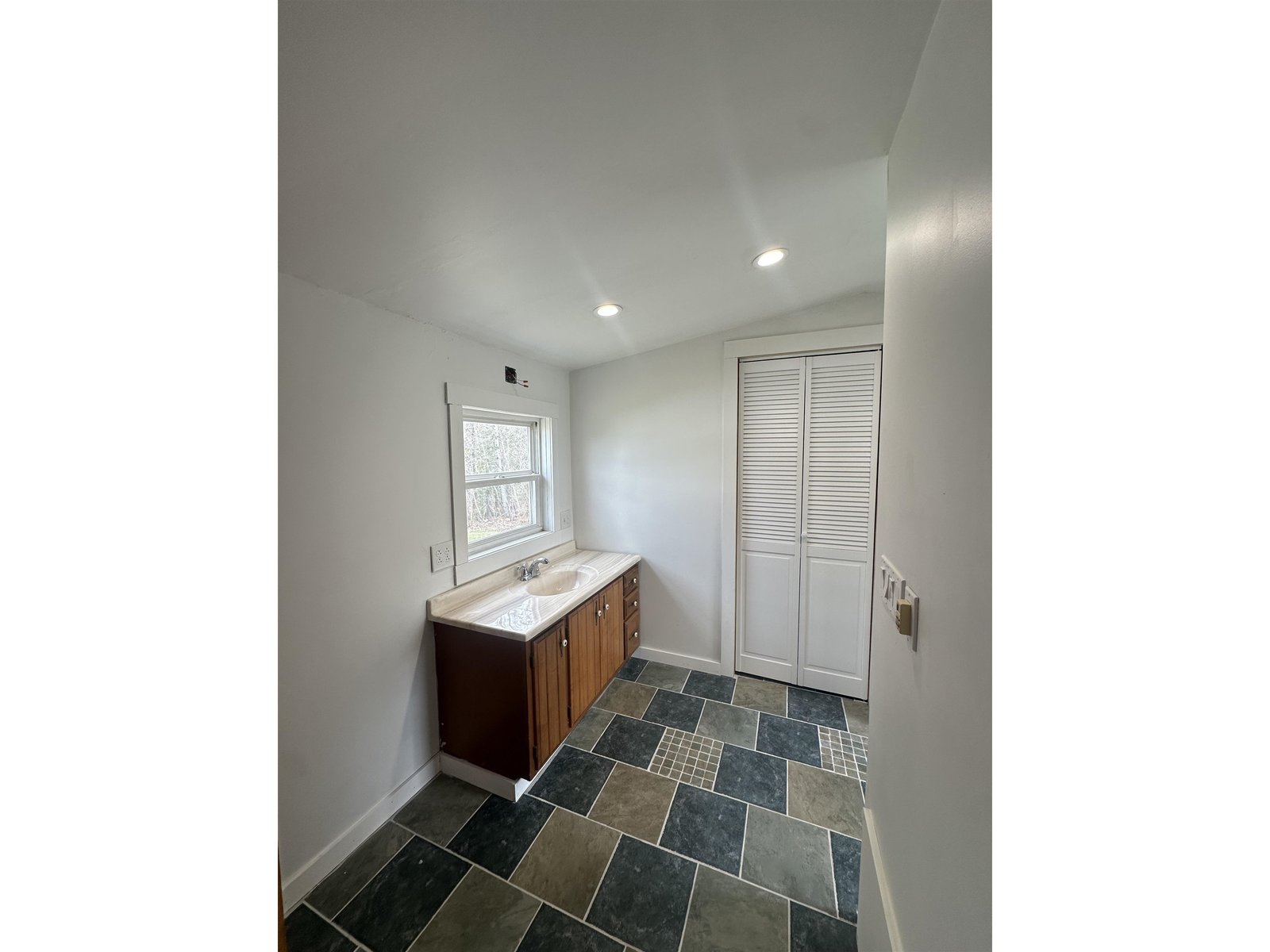 33 Katy Win East Road