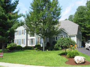 33 Lang Drive
