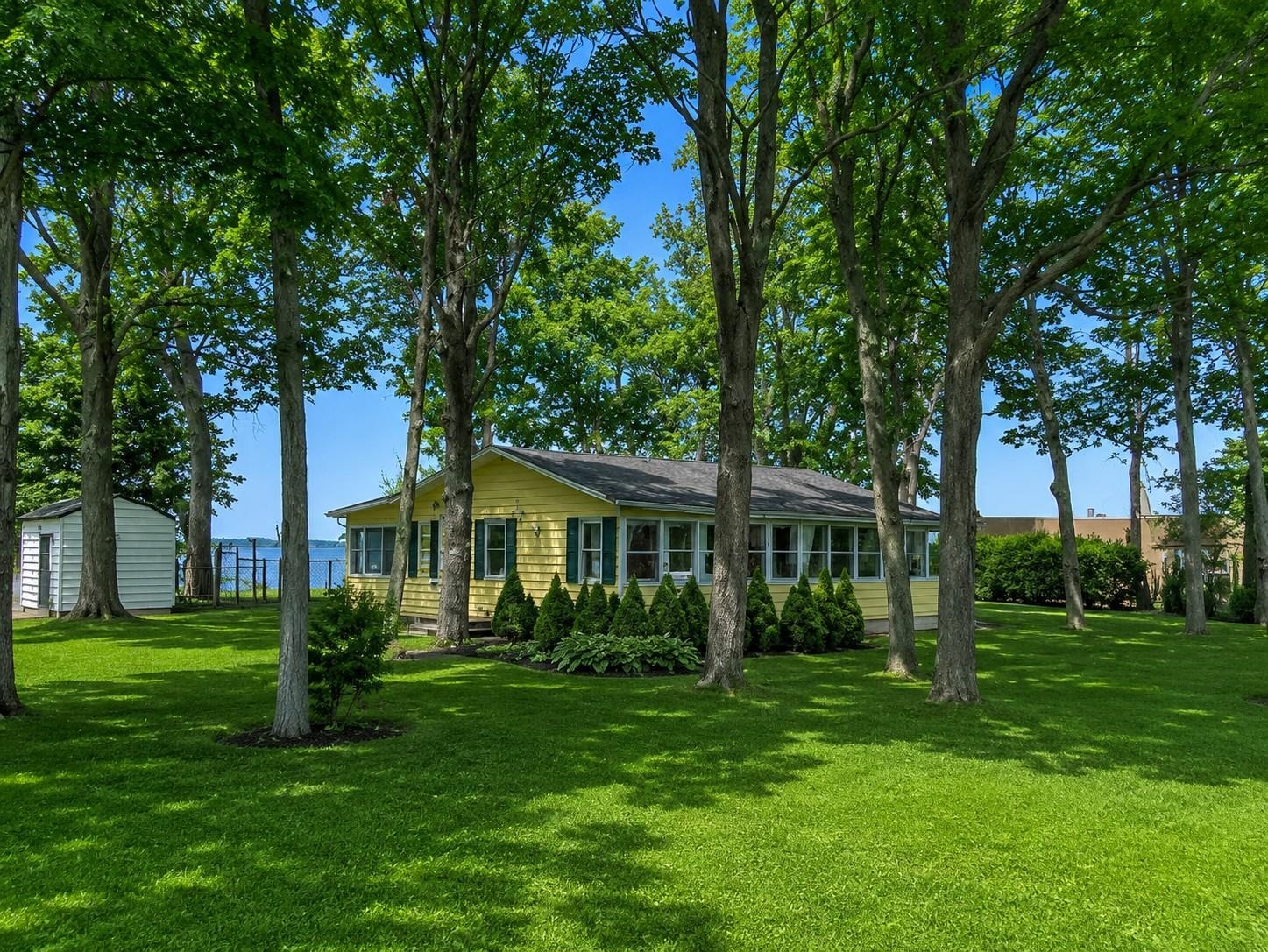 33 Leo Drive