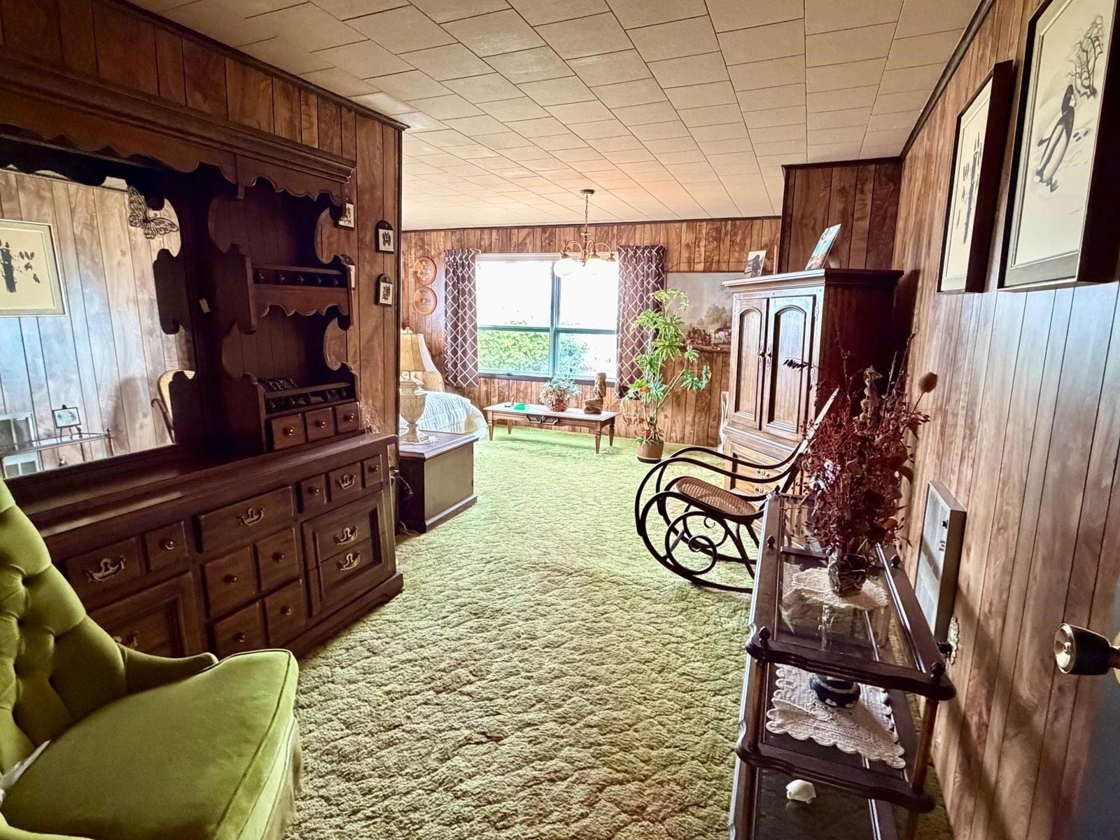 33 Leo Drive