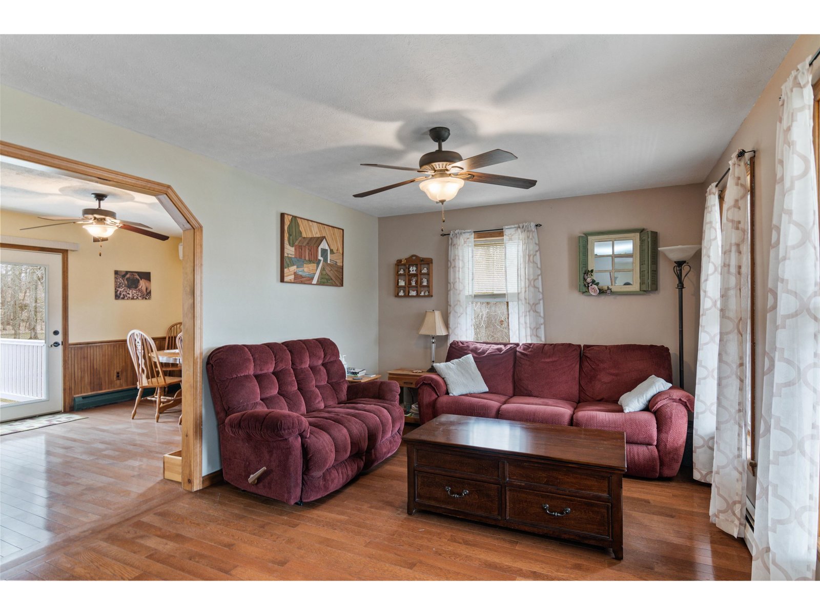 33 Little County Road