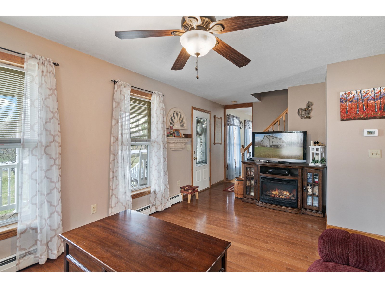 33 Little County Road