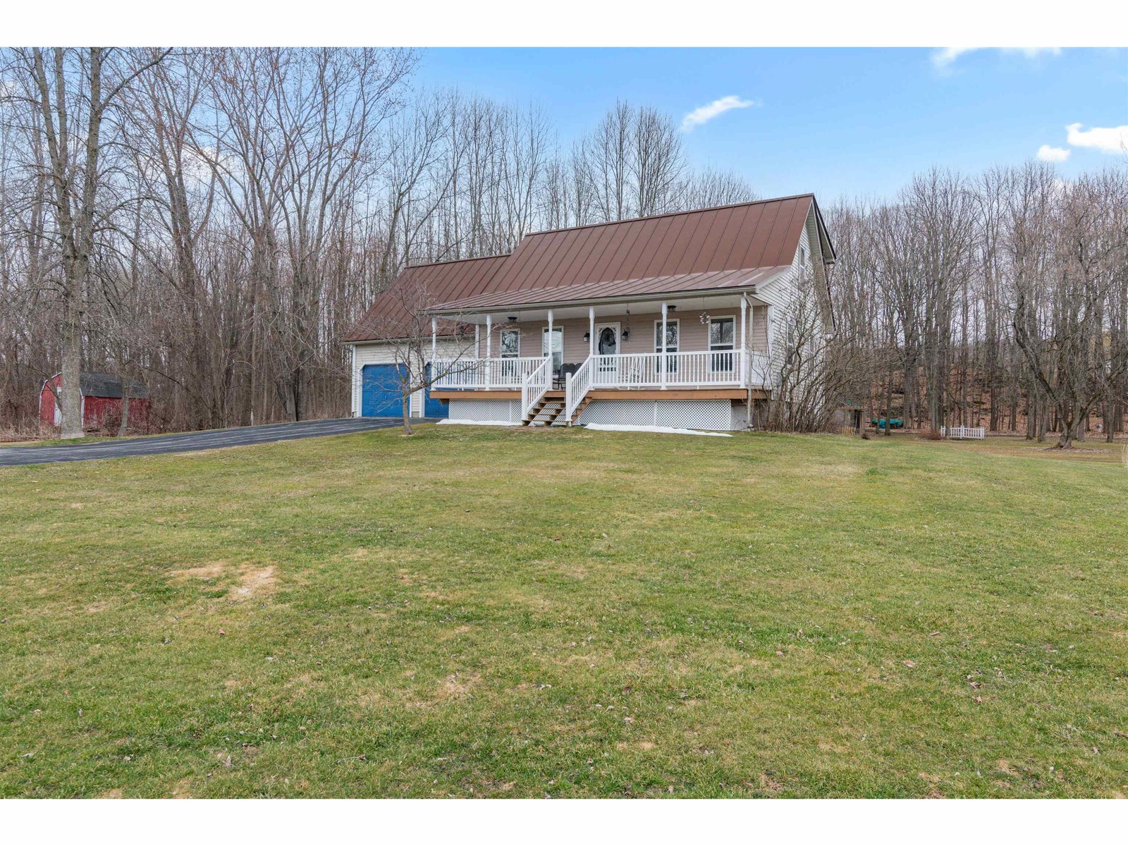 33 Little County Road