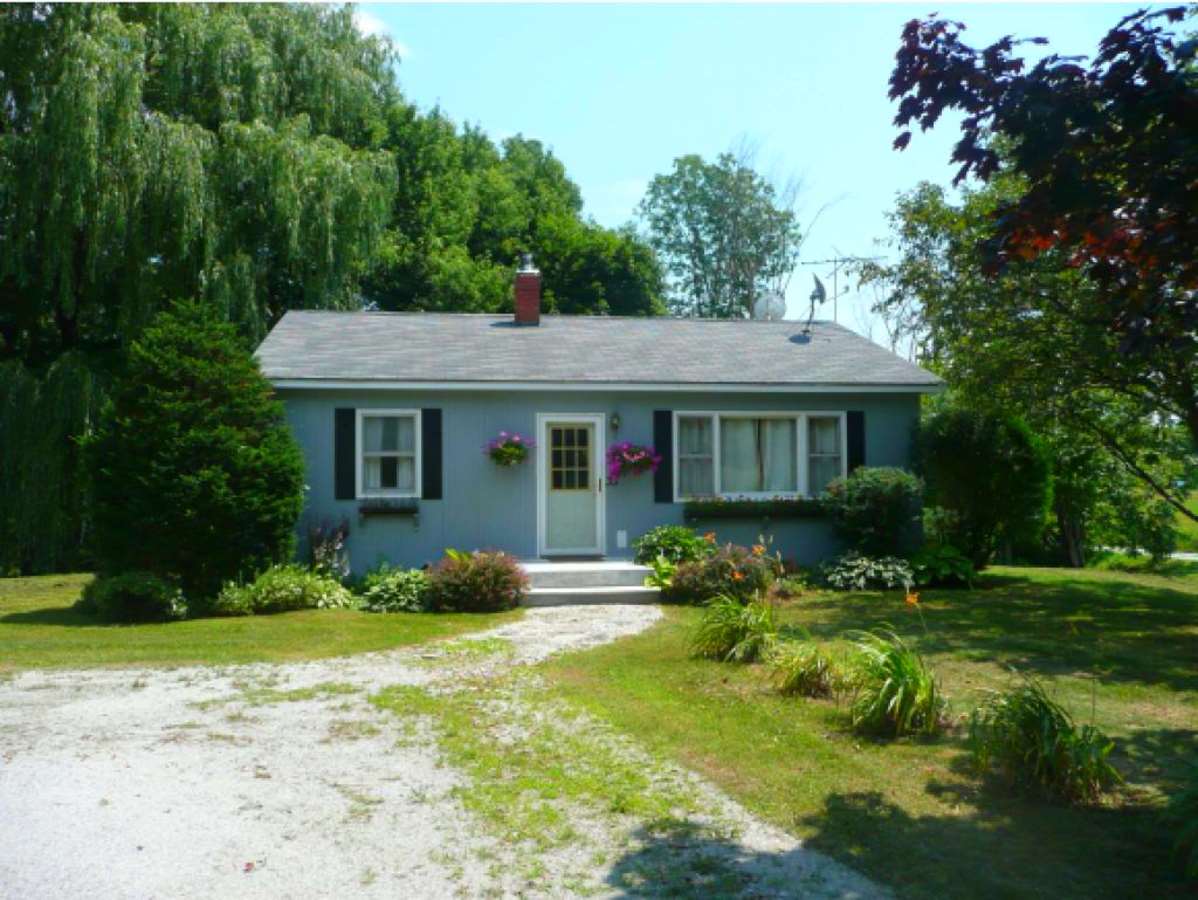 33 Log Cabin Lane