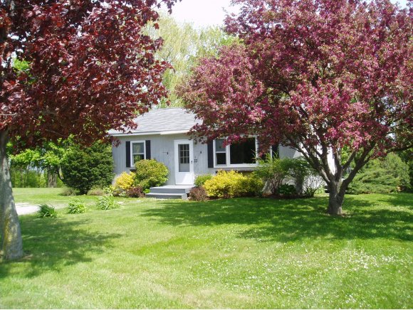 33 Log Cabin Ln