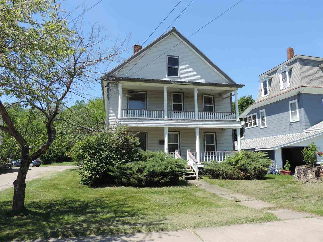 33 Maple St