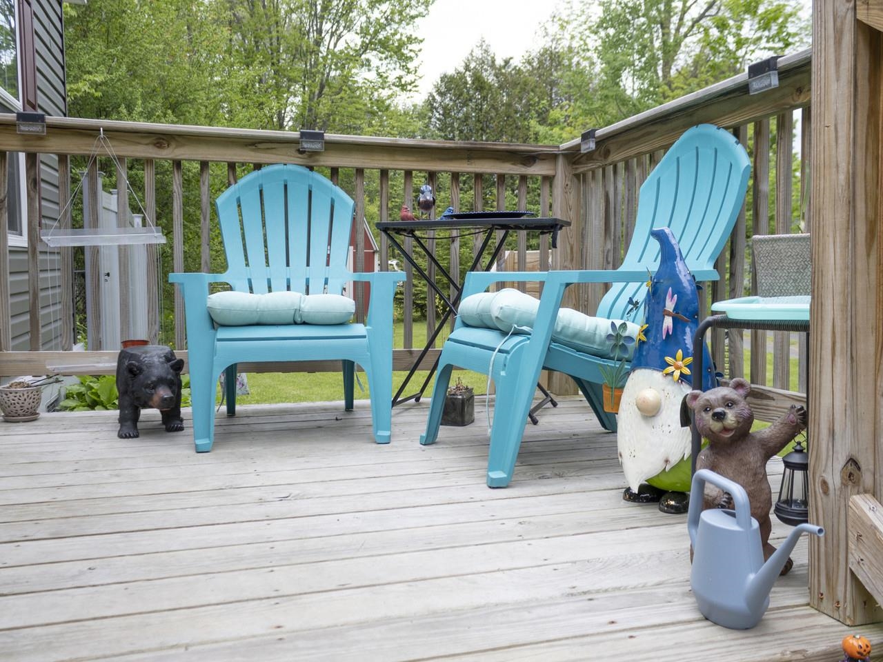 Front deck