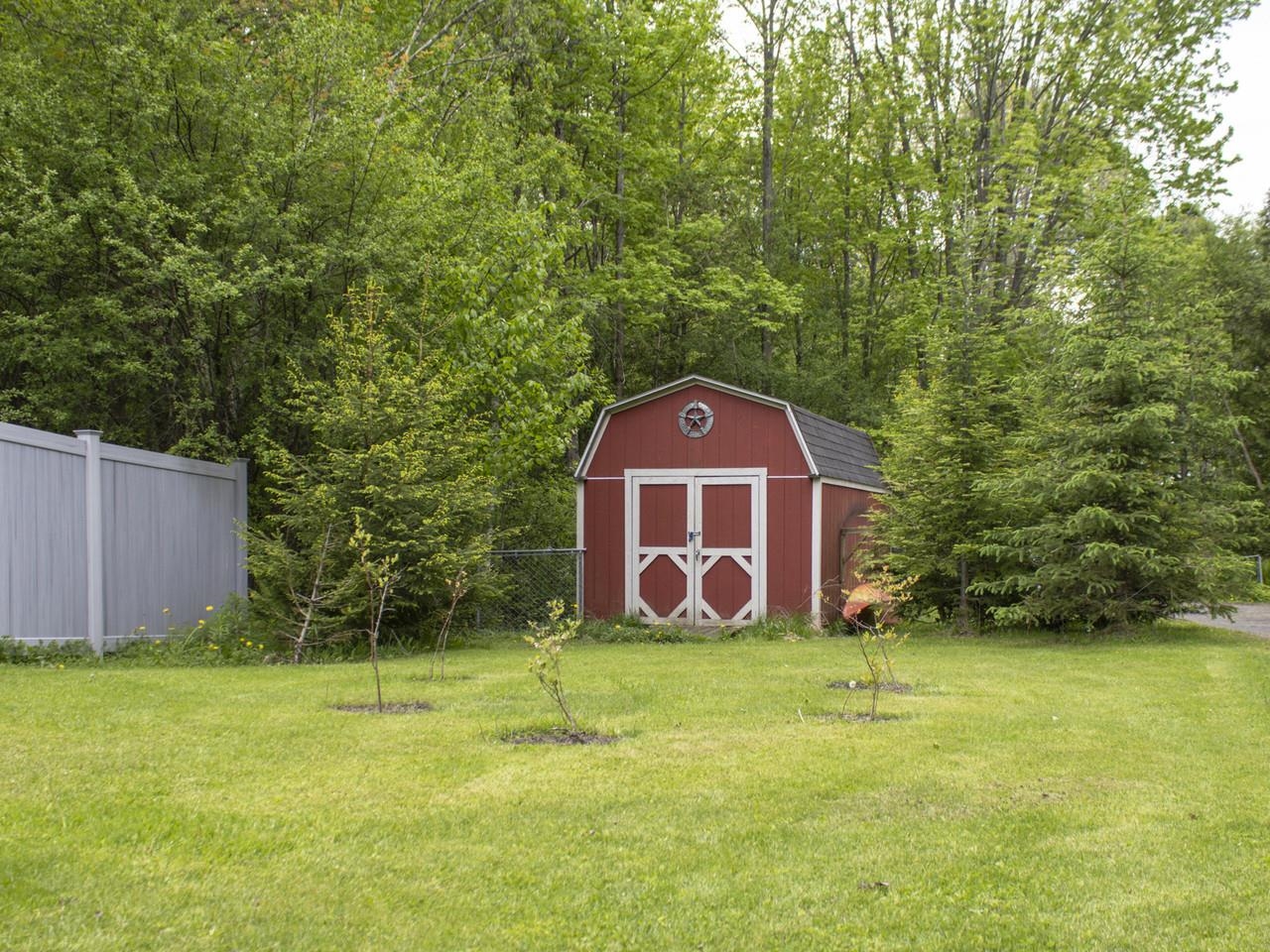 Charming barn style shed