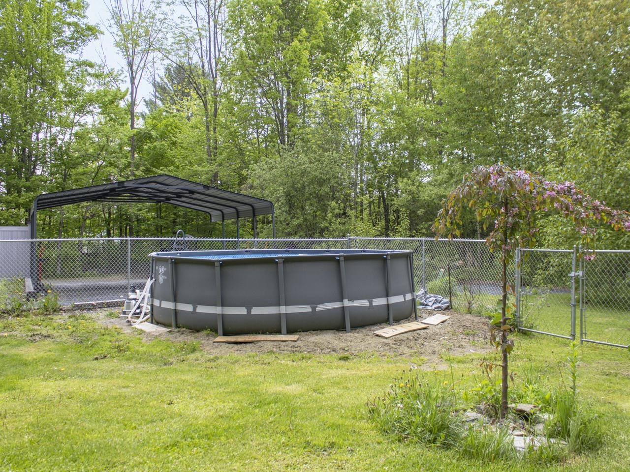 Above-ground pool