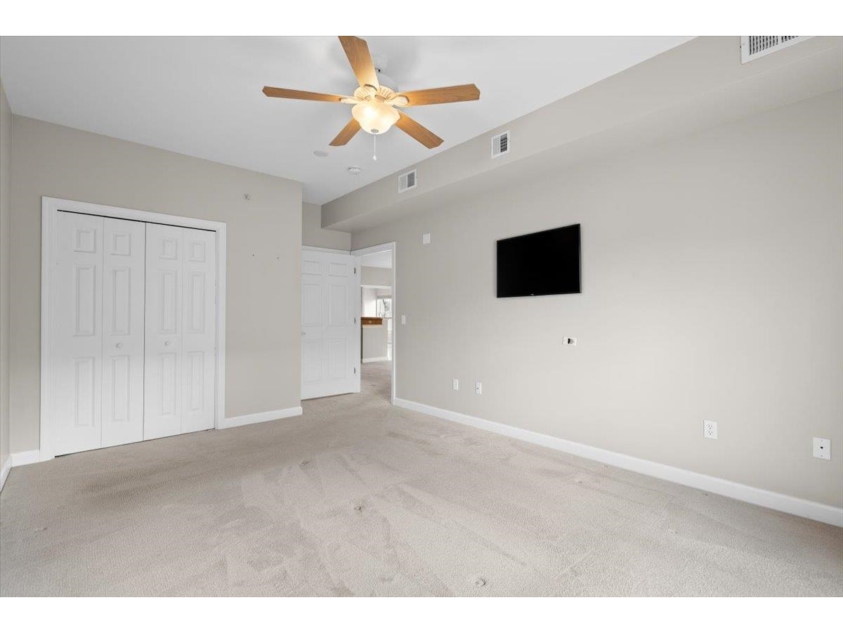 33 Naomis Way, Unit 302