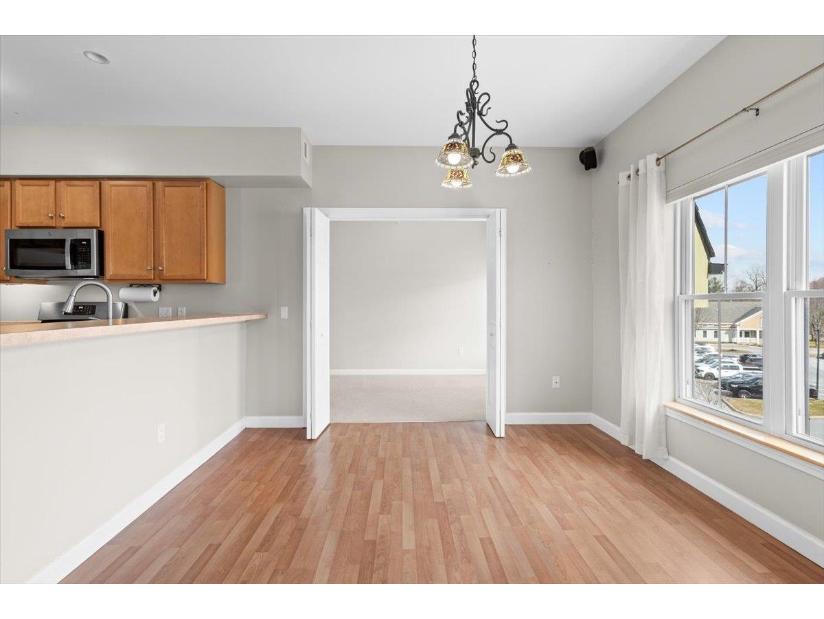 33 Naomis Way, Unit 302