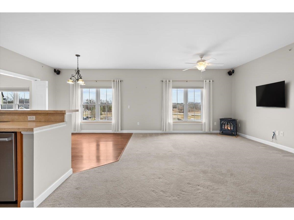33 Naomis Way, Unit 302
