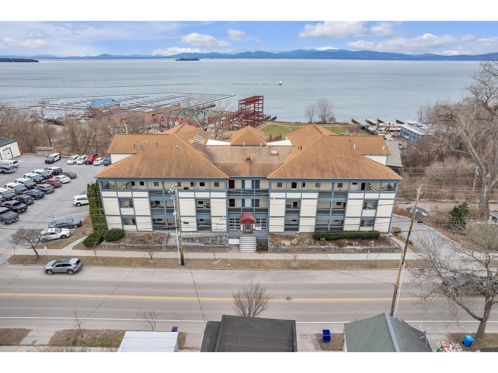 33 North Avenue, Unit # 6